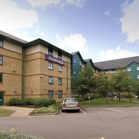Premier Inn Luton Лутон Экстерьер фото